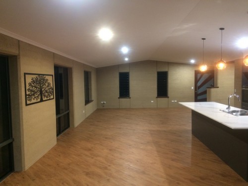 10 Sanderson Rd dining and living